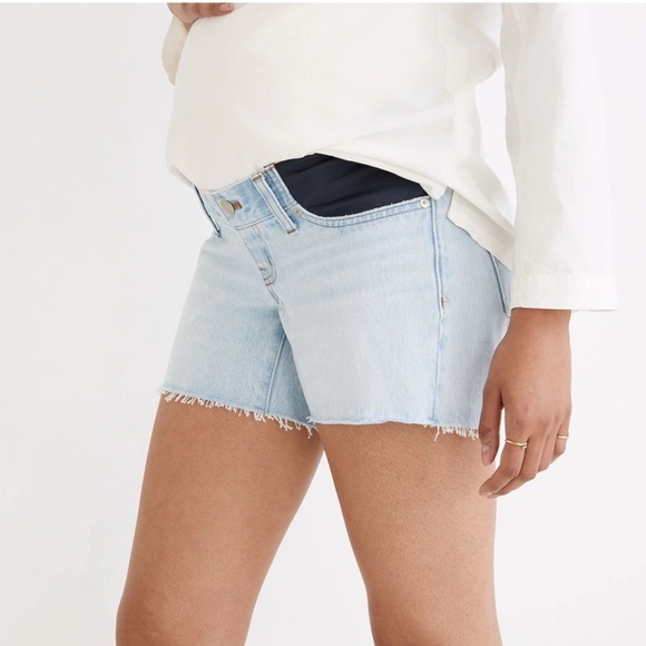 Madewell Pants - Madewell maternity relaxed mid length denim shorts